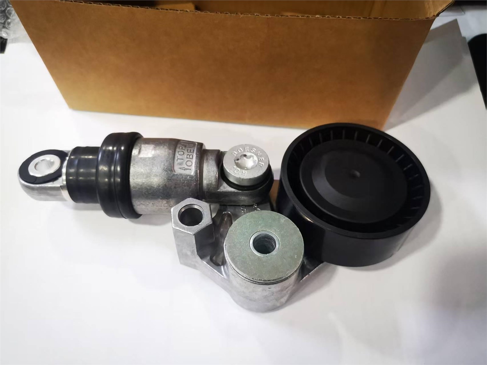 534034210 P51D-15-980 P51D-15-980B MAZDA  Belt Tensioner