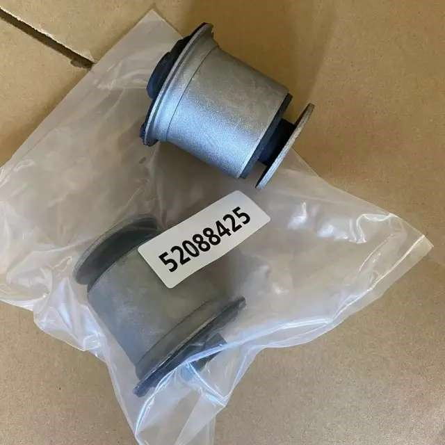 DS151554 52137412 52144012 JEEP  Control Arm Bush