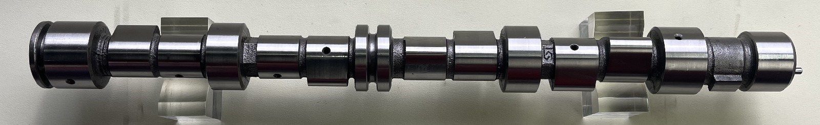DS110115 662768   Camshaft