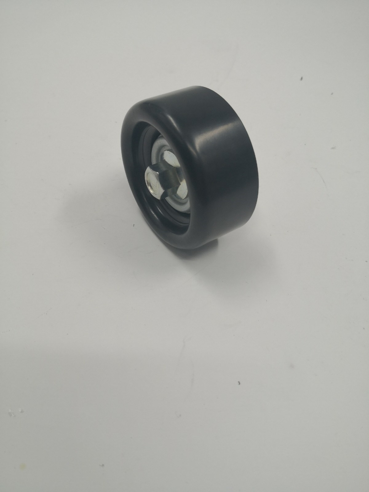 DS020215-D31C GATES:GTA5101   Idler Pulley
