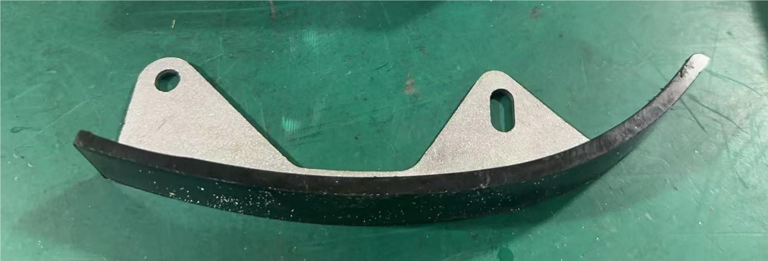 DS070737-B NISSAN  Guide Rail