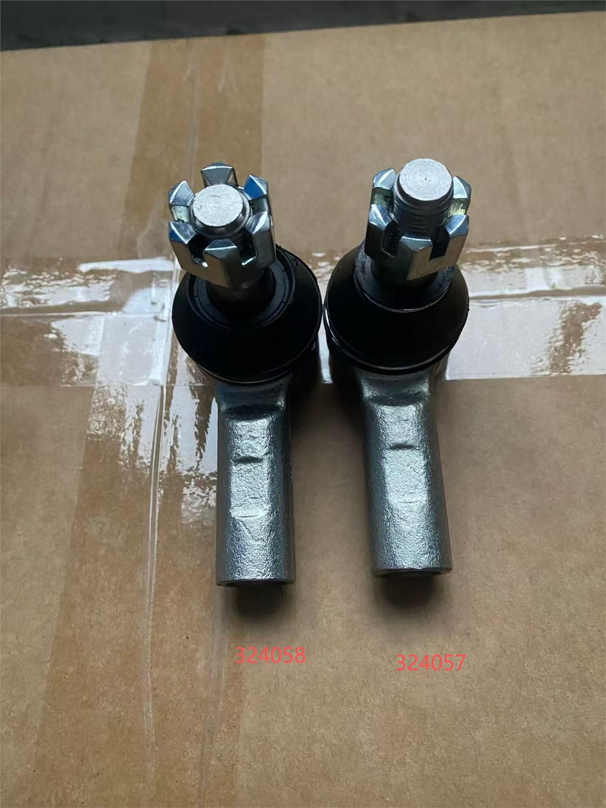 3240587 ISUZU  Tie Rod End(outer)