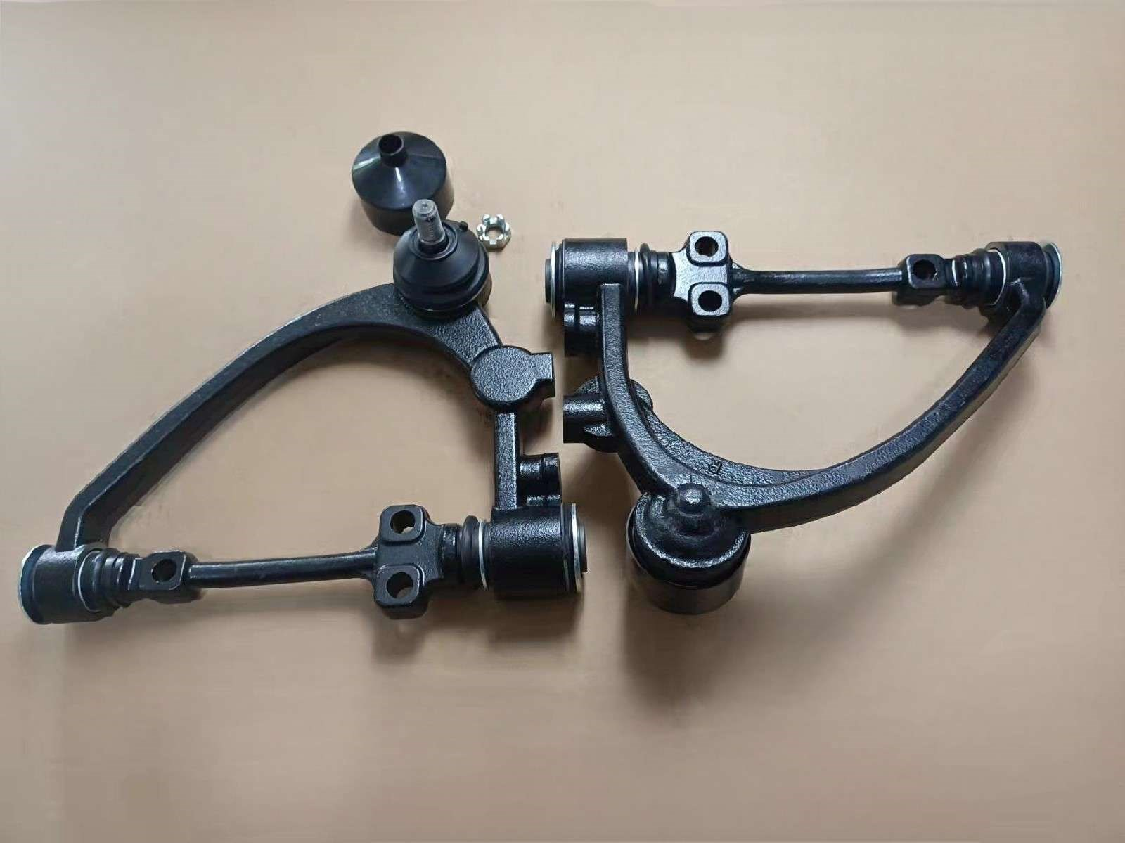 DS150676 48067-26050 48066-29025 48067-29105 DAF  Control Arm(LFU)
