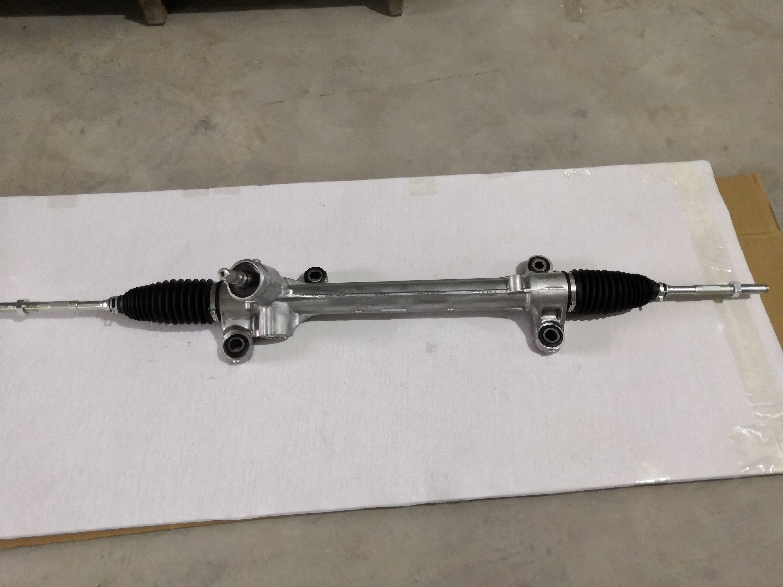 DS130648   Steering Rack(LHD)