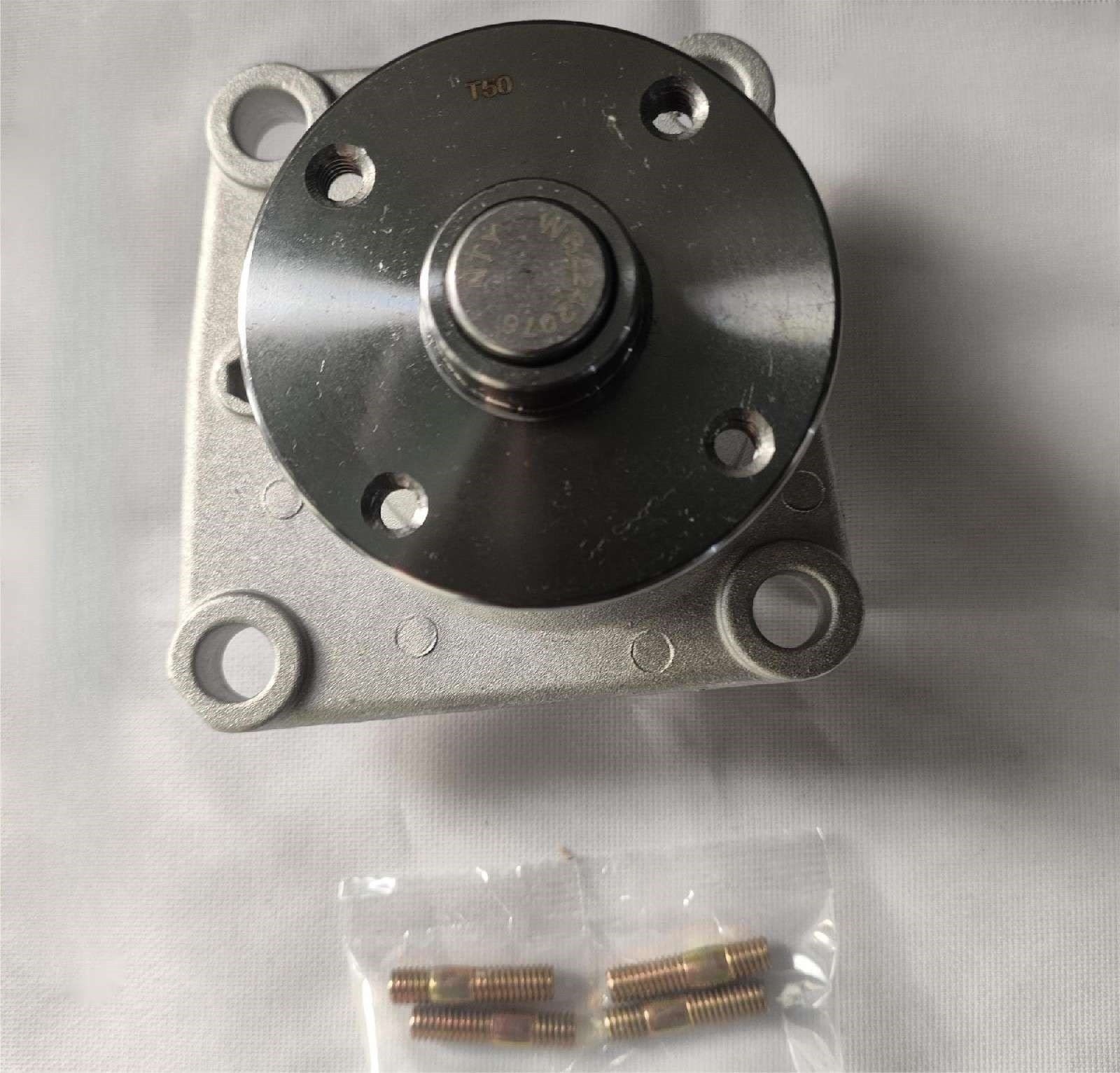 MD303501 MITSUBISHI  Fan Support
