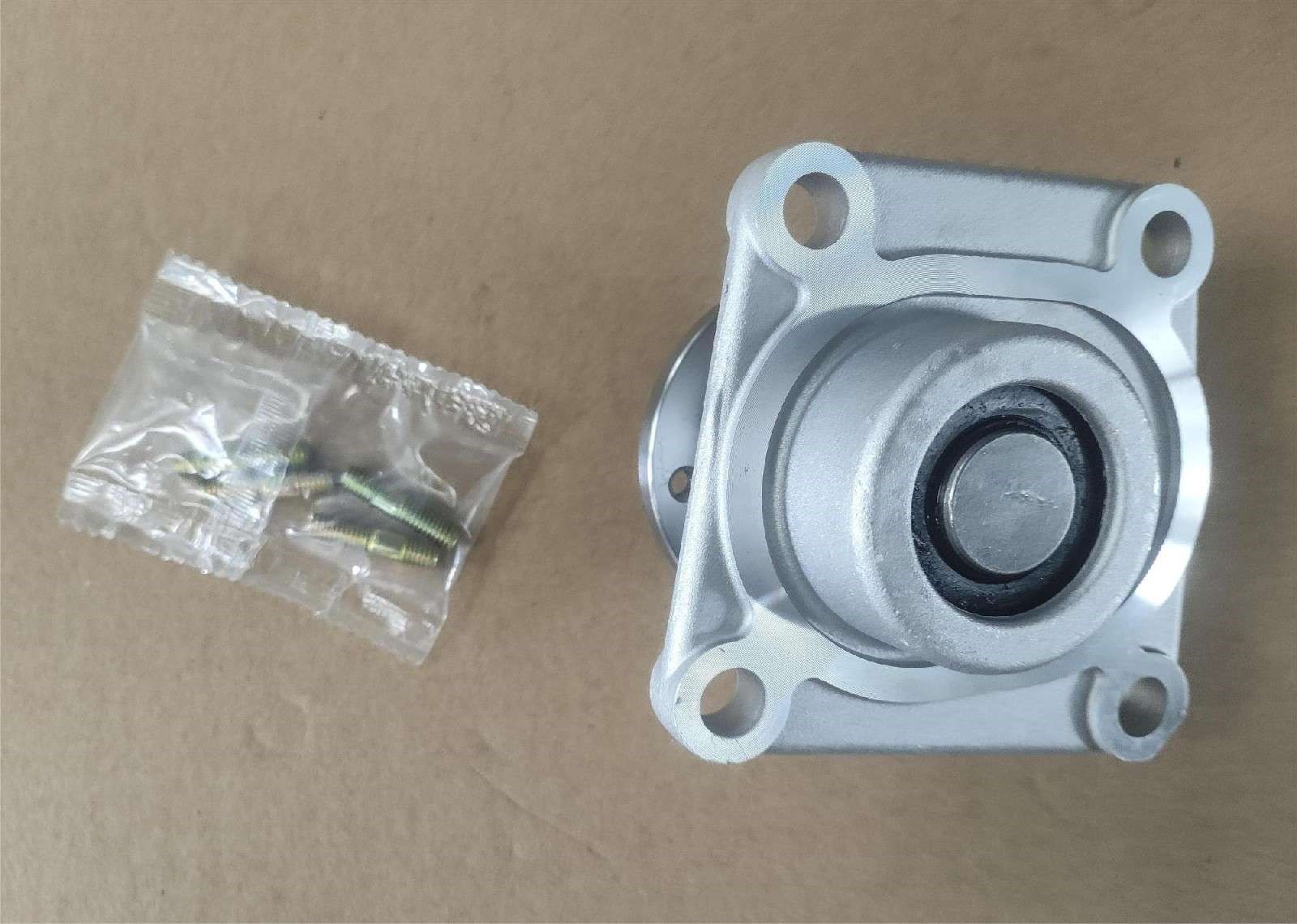 MD303501 MITSUBISHI  Fan Support