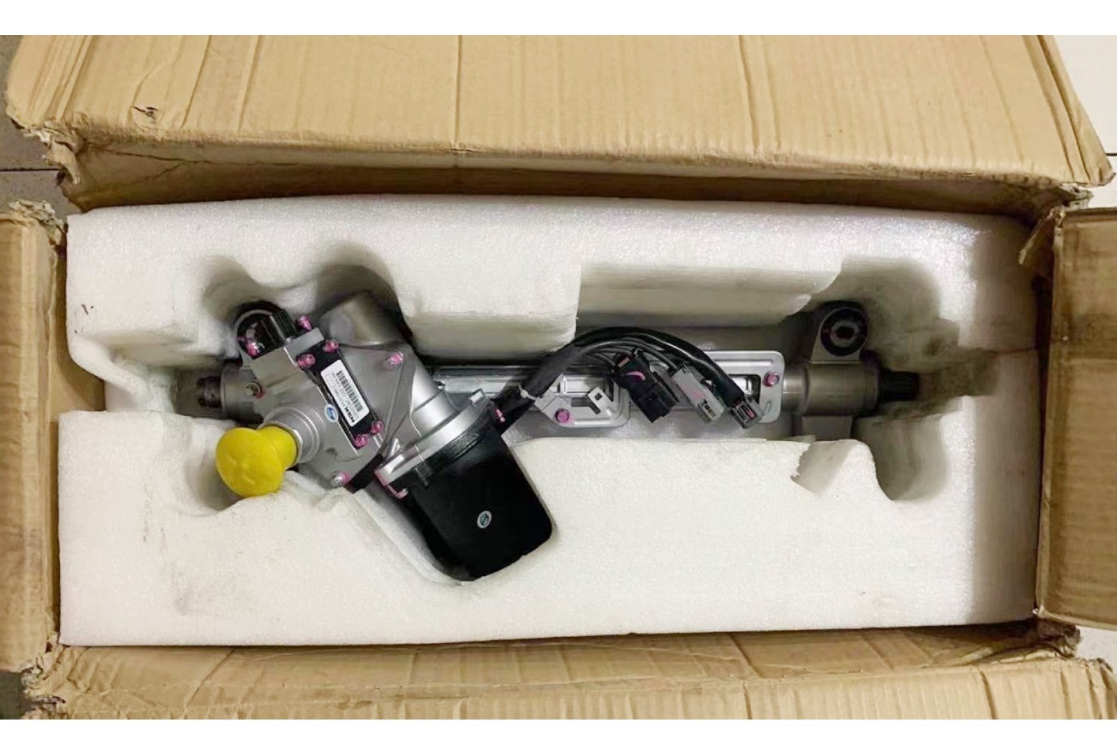 DS130093   Steering Rack(LHD)