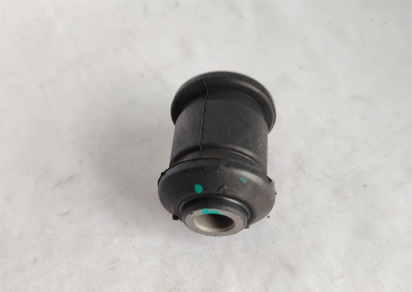 10-828-P 19600224 3M5J3A263BP 821060510   Control Arm Bush