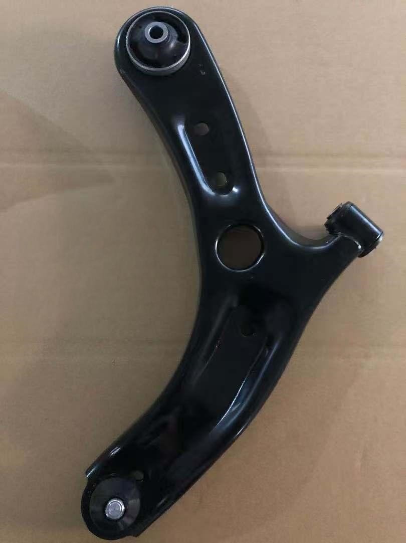 DS151571-B 54500-H8000 Control Arm(RF)