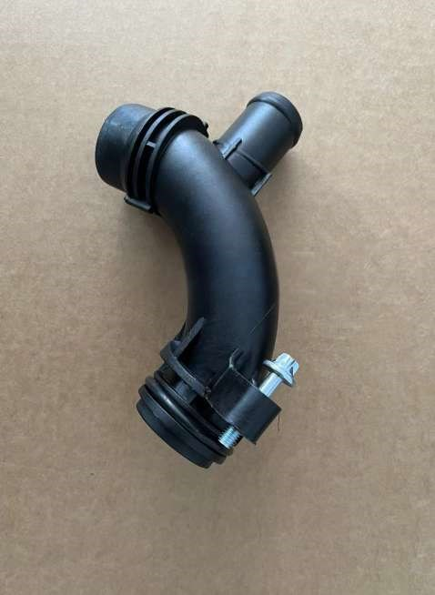 DS061062 Water Pump Pipe