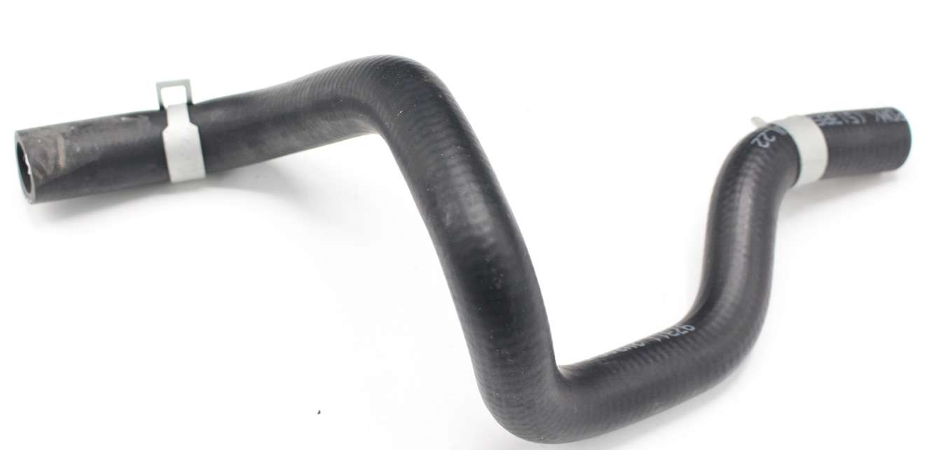 DS061678 Water Pump Pipe