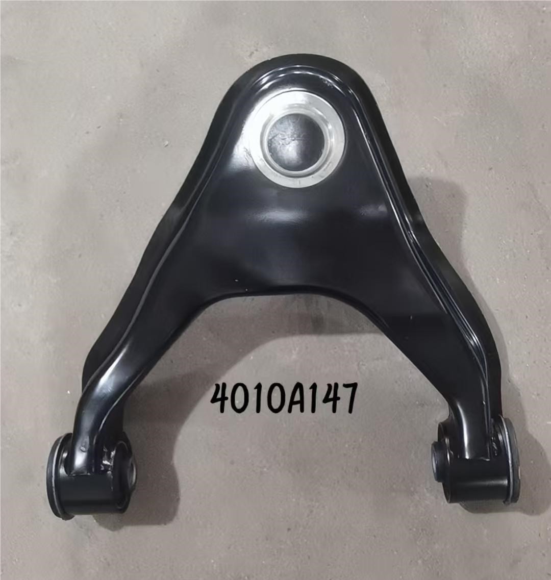 DS151561-B 4010A113 6000605877 4010A148 Control Arm(LFU)