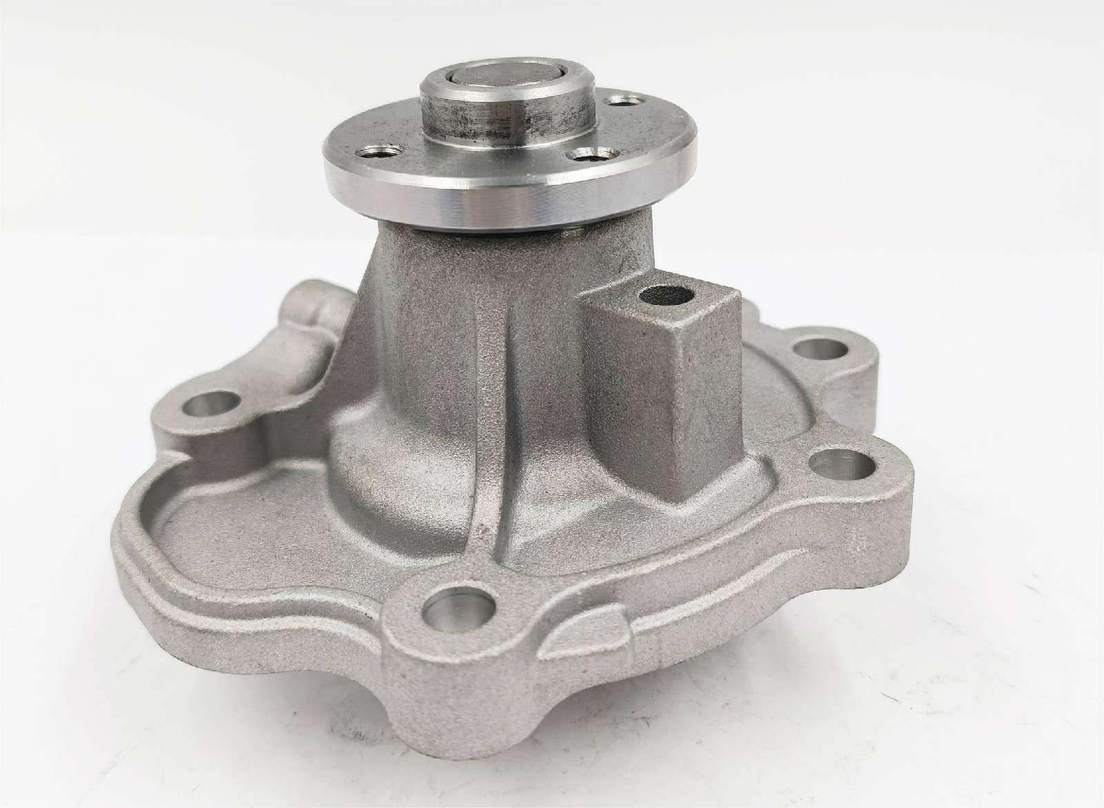 DS060684-Z11B 4711549 4711508 NISSAN Water Pump